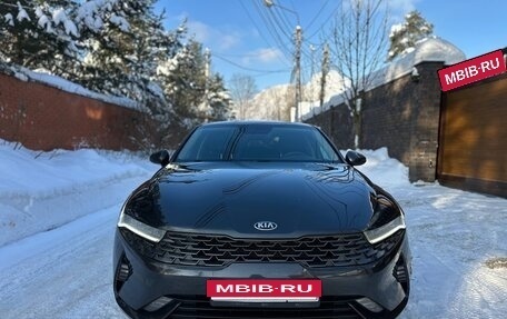 KIA K5, 2021 год, 2 500 000 рублей, 10 фотография
