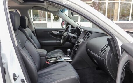 Infiniti QX70, 2013 год, 2 650 000 рублей, 8 фотография