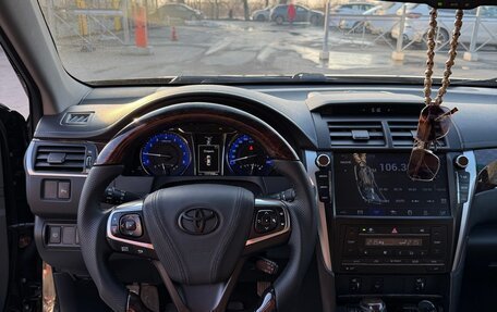 Toyota Camry, 2017 год, 2 350 000 рублей, 10 фотография