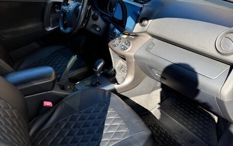 Toyota RAV4, 2011 год, 1 650 000 рублей, 14 фотография