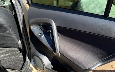 Toyota RAV4, 2011 год, 1 650 000 рублей, 17 фотография