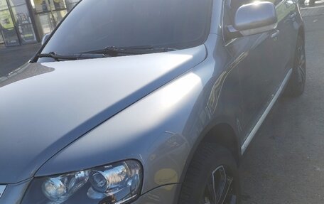 Volkswagen Touareg III, 2006 год, 550 000 рублей, 2 фотография