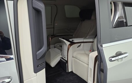 Lexus LM, 2024 год, 20 990 000 рублей, 11 фотография