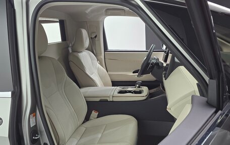 Lexus LM, 2024 год, 20 990 000 рублей, 14 фотография