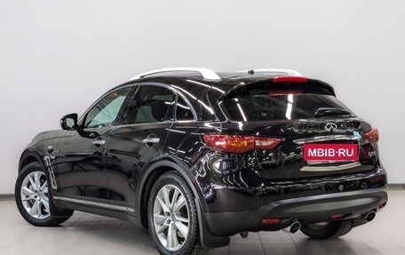 Infiniti QX70, 2013 год, 2 490 000 рублей, 6 фотография