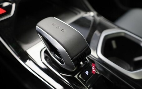 Geely Atlas, 2025 год, 3 760 990 рублей, 13 фотография