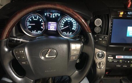 Toyota Land Cruiser 200, 2007 год, 2 800 000 рублей, 7 фотография