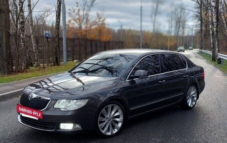 Skoda Superb III рестайлинг, 2011 год, 1 200 000 рублей, 3 фотография