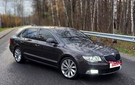 Skoda Superb III рестайлинг, 2011 год, 1 200 000 рублей, 4 фотография