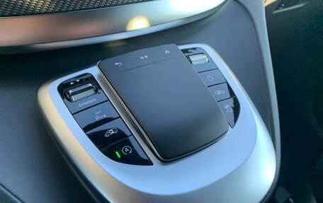 Mercedes-Benz V-Класс, 2021 год, 7 390 000 рублей, 20 фотография