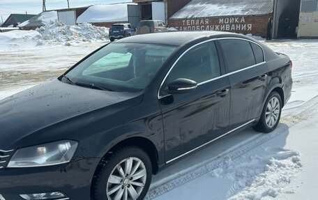 Volkswagen Passat B7, 2012 год, 900 000 рублей, 2 фотография