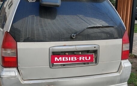 Mitsubishi Chariot III, 2001 год, 330 000 рублей, 4 фотография