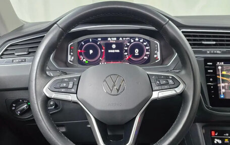 Volkswagen Tiguan II, 2022 год, 3 210 000 рублей, 13 фотография