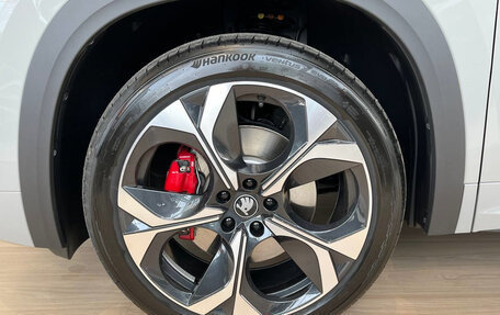 Skoda Kodiaq RS, 2025 год, 8 200 000 рублей, 23 фотография