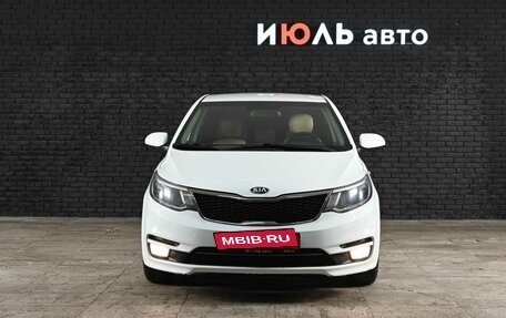 KIA Rio III рестайлинг, 2016 год, 1 050 000 рублей, 2 фотография