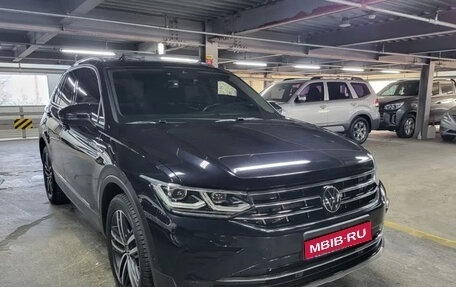 Volkswagen Tiguan II, 2022 год, 3 100 000 рублей, 1 фотография