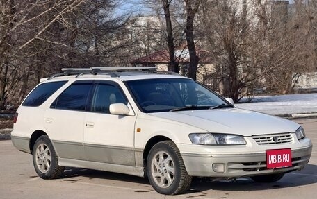 Toyota Camry, 1997 год, 490 000 рублей, 1 фотография