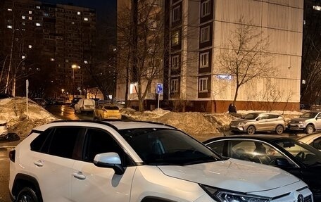Toyota RAV4, 2022 год, 4 150 000 рублей, 1 фотография