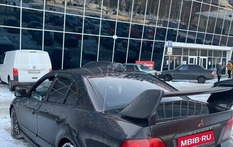 Mitsubishi Galant VIII, 2002 год, 245 000 рублей, 1 фотография