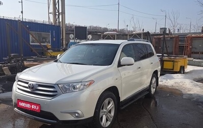 Toyota Highlander III, 2011 год, 1 700 000 рублей, 1 фотография