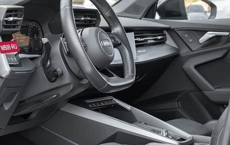 Audi A3, 2023 год, 2 300 000 рублей, 9 фотография