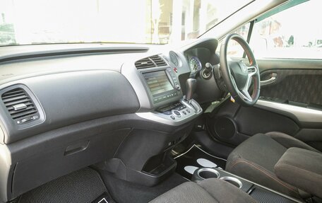 Honda Stream II, 2010 год, 1 235 000 рублей, 18 фотография