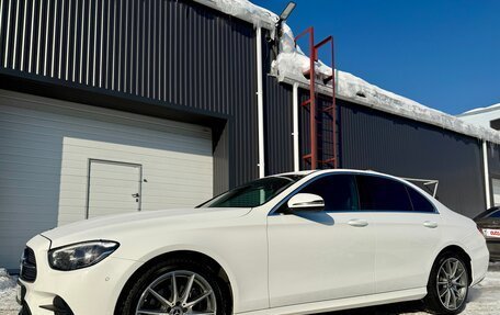 Mercedes-Benz E-Класс, 2022 год, 6 500 000 рублей, 3 фотография