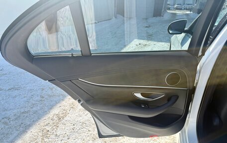 Mercedes-Benz E-Класс, 2022 год, 6 500 000 рублей, 12 фотография