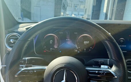 Mercedes-Benz E-Класс, 2022 год, 6 500 000 рублей, 17 фотография