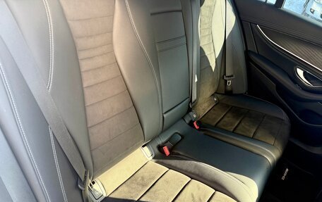 Mercedes-Benz E-Класс, 2022 год, 6 500 000 рублей, 23 фотография