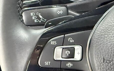 Volkswagen T-Roc I, 2021 год, 1 999 000 рублей, 10 фотография