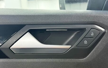 Volkswagen T-Roc I, 2021 год, 1 999 000 рублей, 22 фотография