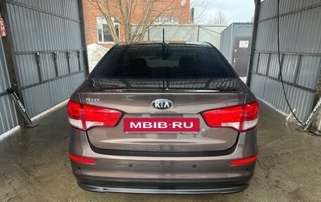 KIA Rio III рестайлинг, 2015 год, 950 000 рублей, 3 фотография