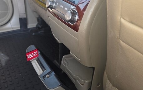 Toyota Highlander III, 2011 год, 1 700 000 рублей, 13 фотография