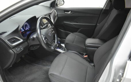 Hyundai Solaris II рестайлинг, 2017 год, 1 199 000 рублей, 13 фотография