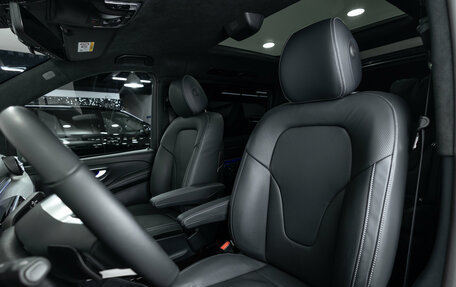 Mercedes-Benz V-Класс, 2025 год, 13 090 000 рублей, 20 фотография