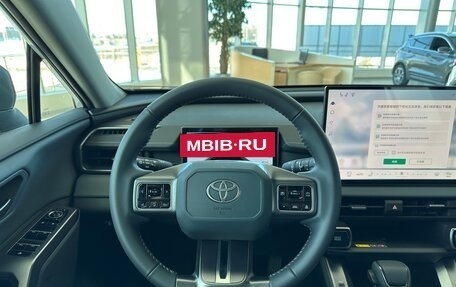 Toyota RAV4, 2026 год, 5 190 000 рублей, 14 фотография