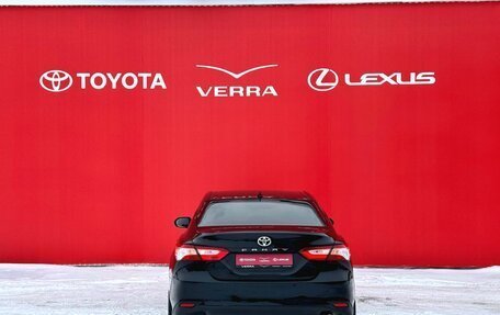 Toyota Camry, 2021 год, 3 400 000 рублей, 4 фотография