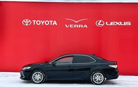 Toyota Camry, 2021 год, 3 400 000 рублей, 2 фотография