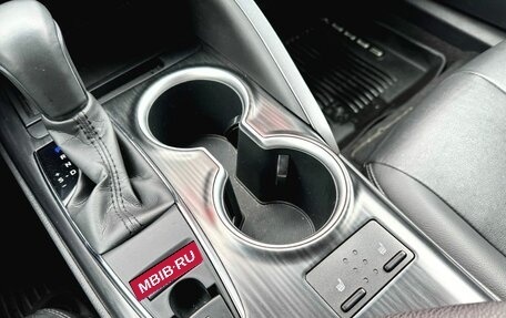 Toyota Camry, 2021 год, 3 400 000 рублей, 14 фотография