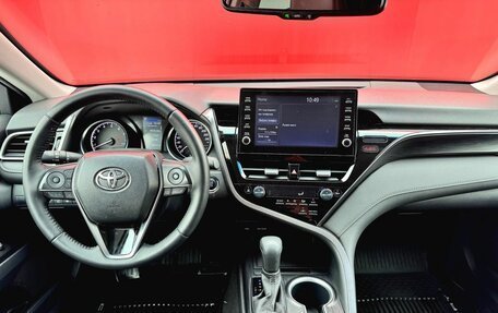 Toyota Camry, 2021 год, 3 400 000 рублей, 20 фотография