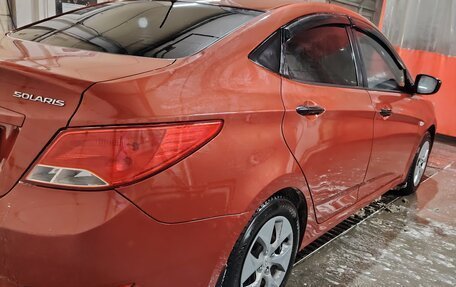 Hyundai Solaris II рестайлинг, 2014 год, 850 000 рублей, 4 фотография