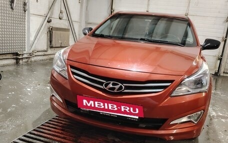 Hyundai Solaris II рестайлинг, 2014 год, 850 000 рублей, 3 фотография