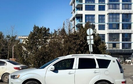 Mitsubishi Outlander III рестайлинг 3, 2010 год, 1 200 000 рублей, 6 фотография