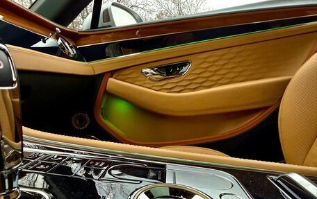 Bentley Continental GT, 2025 год, 44 000 000 рублей, 3 фотография