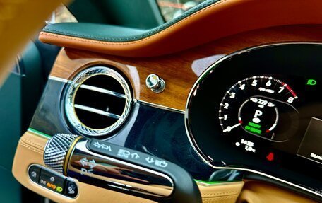 Bentley Continental GT, 2025 год, 44 000 000 рублей, 5 фотография