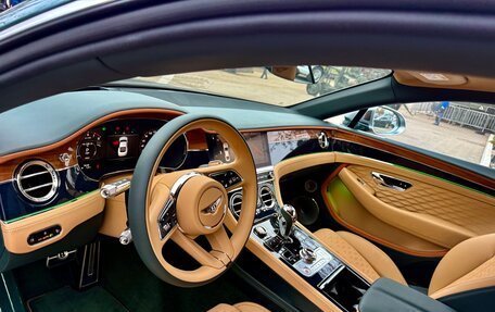 Bentley Continental GT, 2025 год, 44 000 000 рублей, 32 фотография