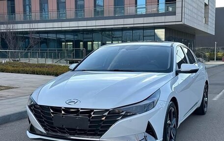 Hyundai Elantra, 2022 год, 1 739 999 рублей, 1 фотография