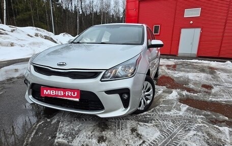 KIA Rio IV, 2017 год, 885 000 рублей, 1 фотография