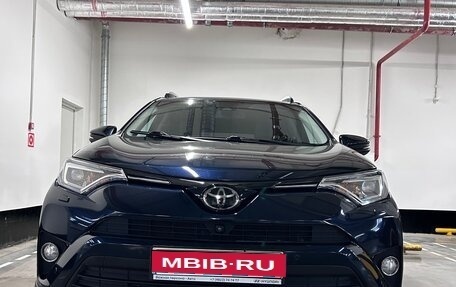 Toyota RAV4, 2018 год, 2 500 000 рублей, 1 фотография